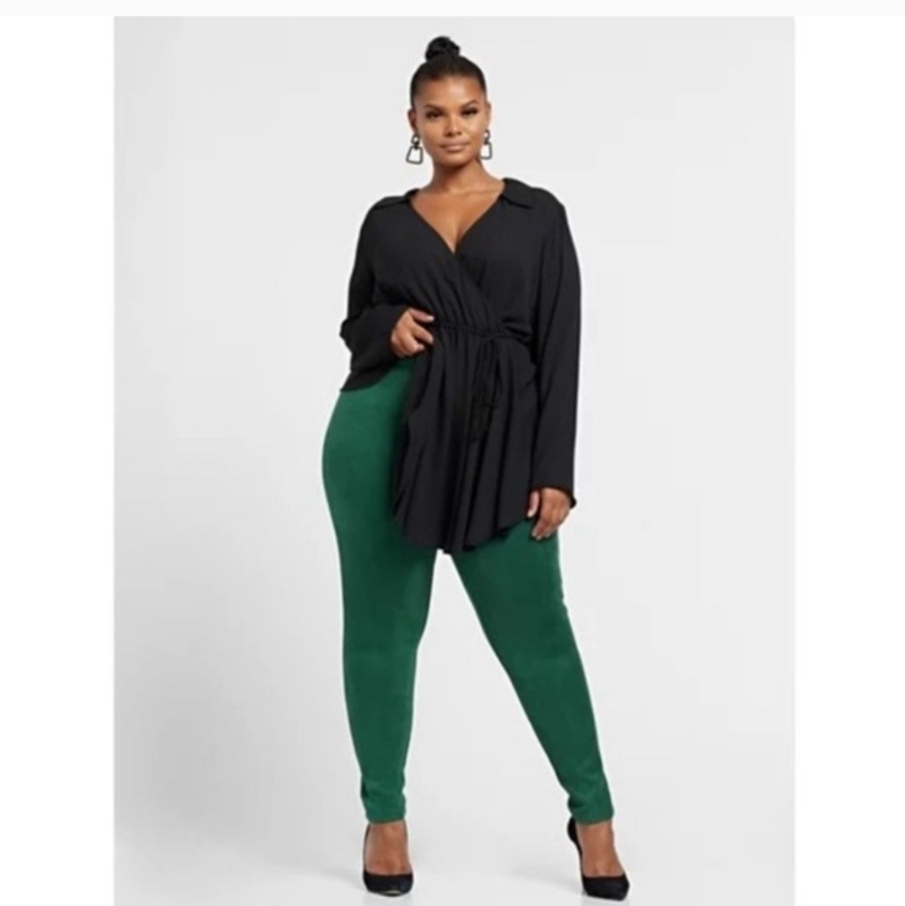 NWOT Fashion to Figure Plus Damica Faux-Suede Leggings in green. 1x